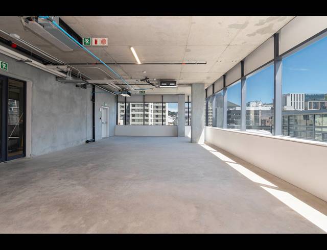 609M² OFFICE FOR SALE IN CAPE TOWN CITY CENTRE